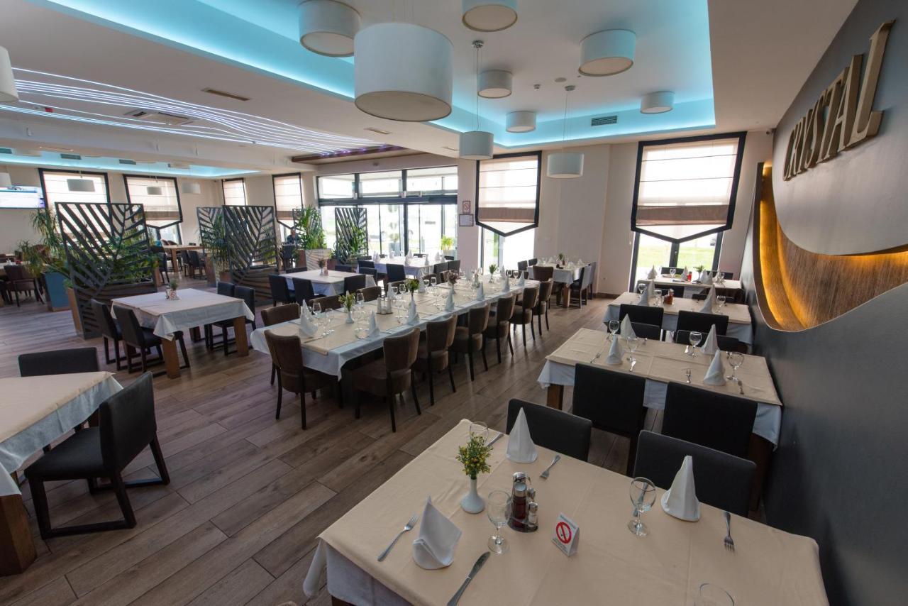 Hotel Crystal Pecinci Экстерьер фото
