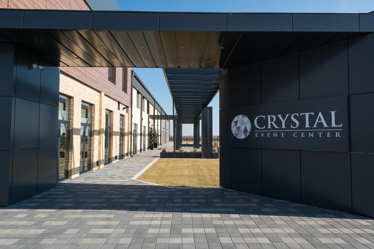 Hotel Crystal Pecinci Экстерьер фото