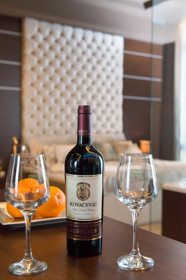 Hotel Crystal Pecinci Экстерьер фото