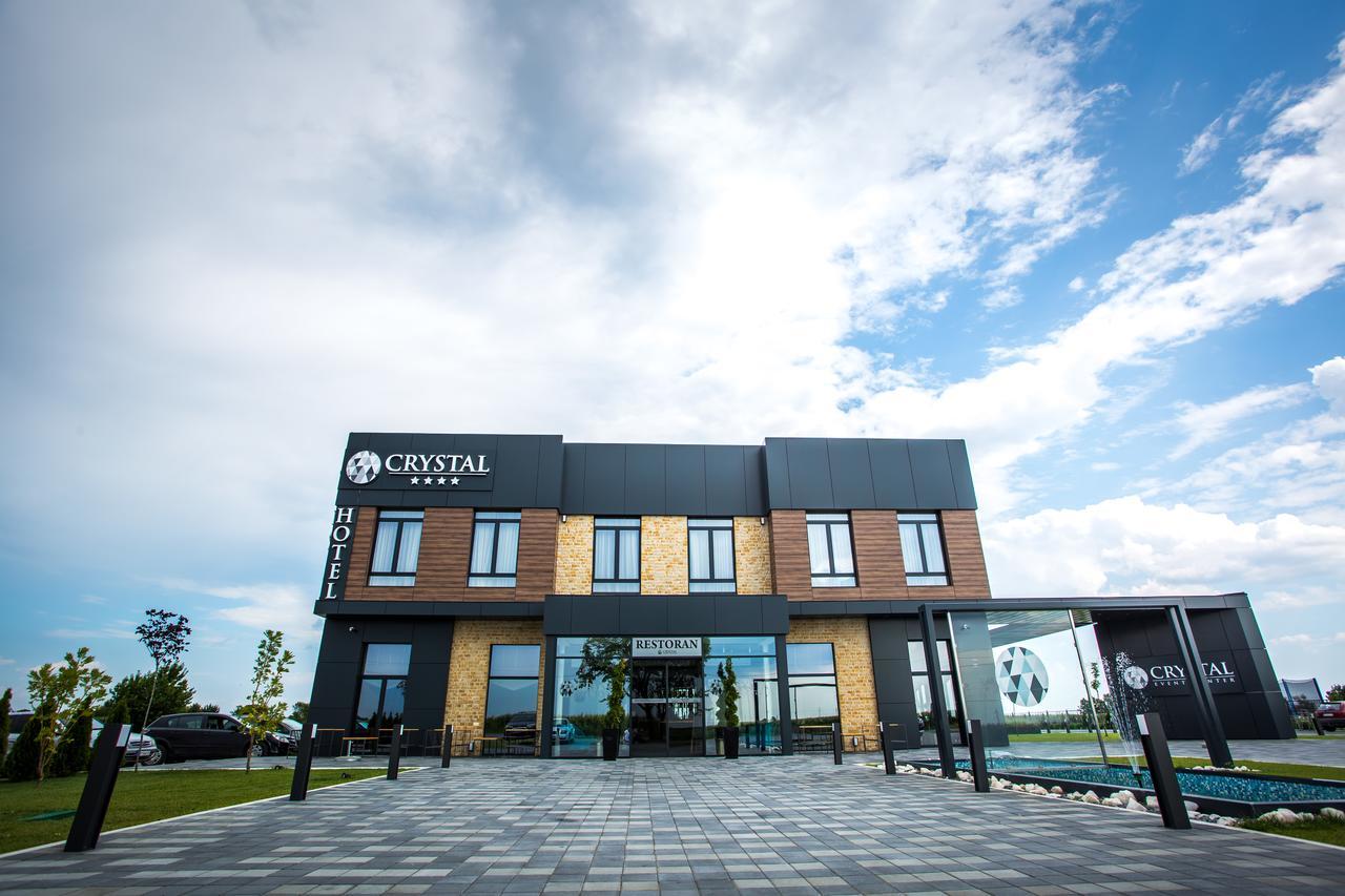 Hotel Crystal Pecinci Экстерьер фото