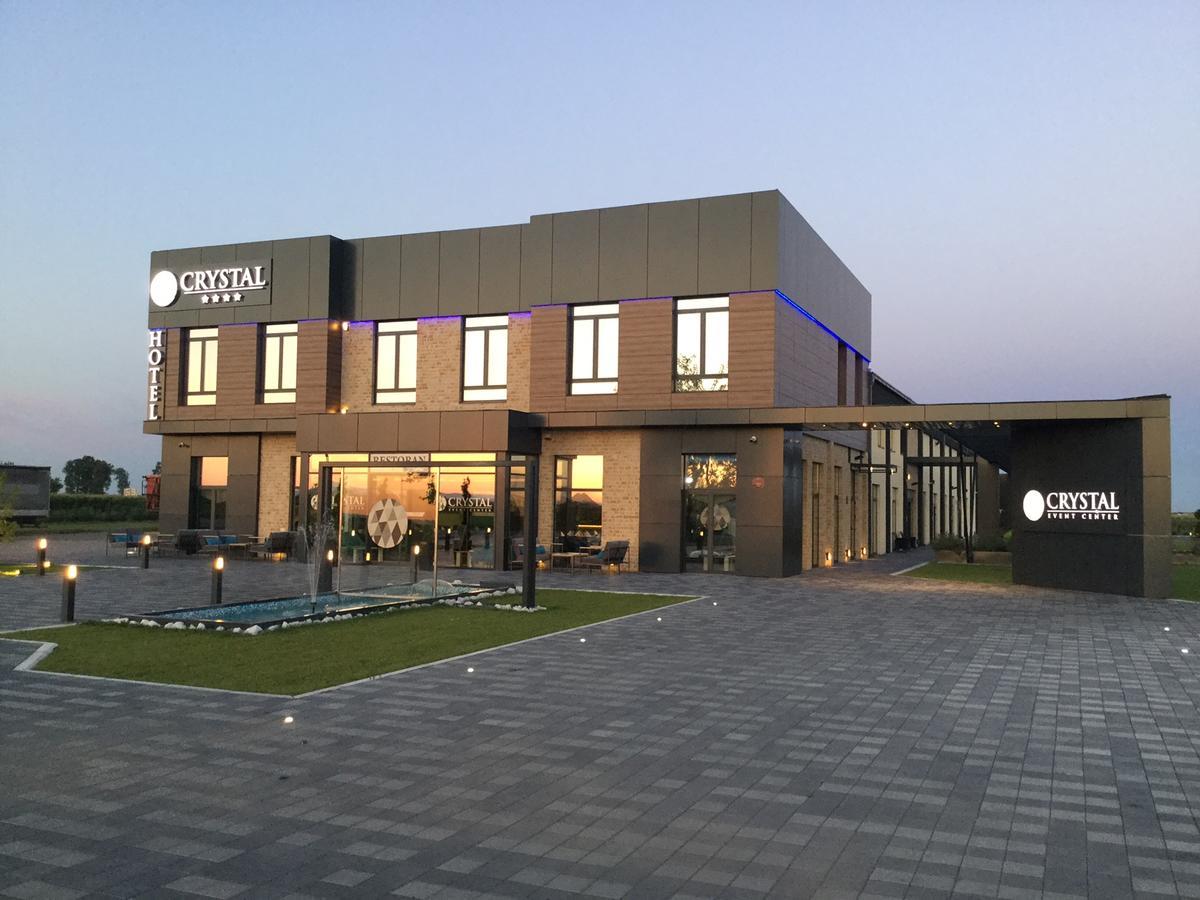 Hotel Crystal Pecinci Экстерьер фото